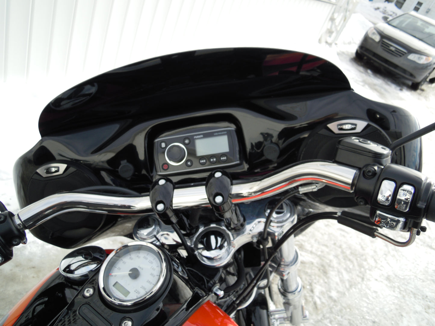 SM FAIRING DYNA WIDEGLIDE (2 Speakers+radio)