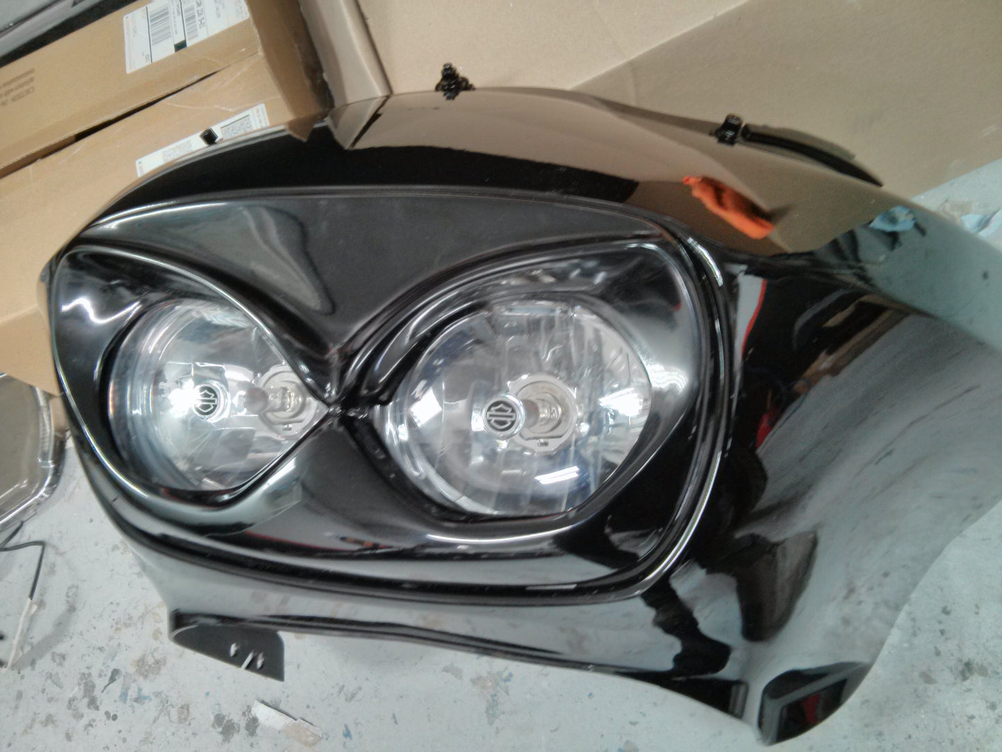 HEADLIGHT BEZEL ROAD-GLIDE 2000 - 2013