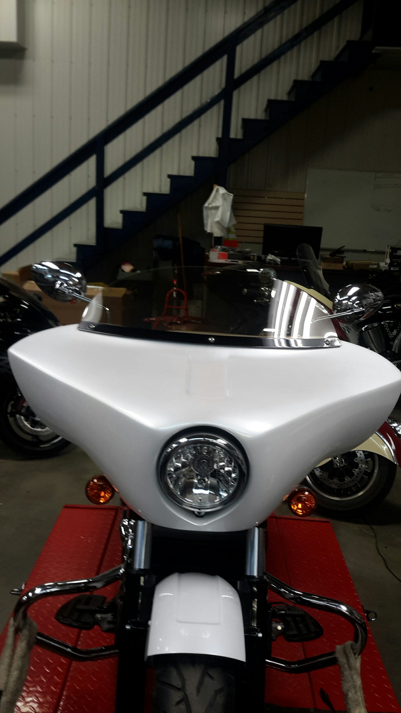 INDIAN SIXTY/SCOUT FAIRING (RADIO+SPEAKER)