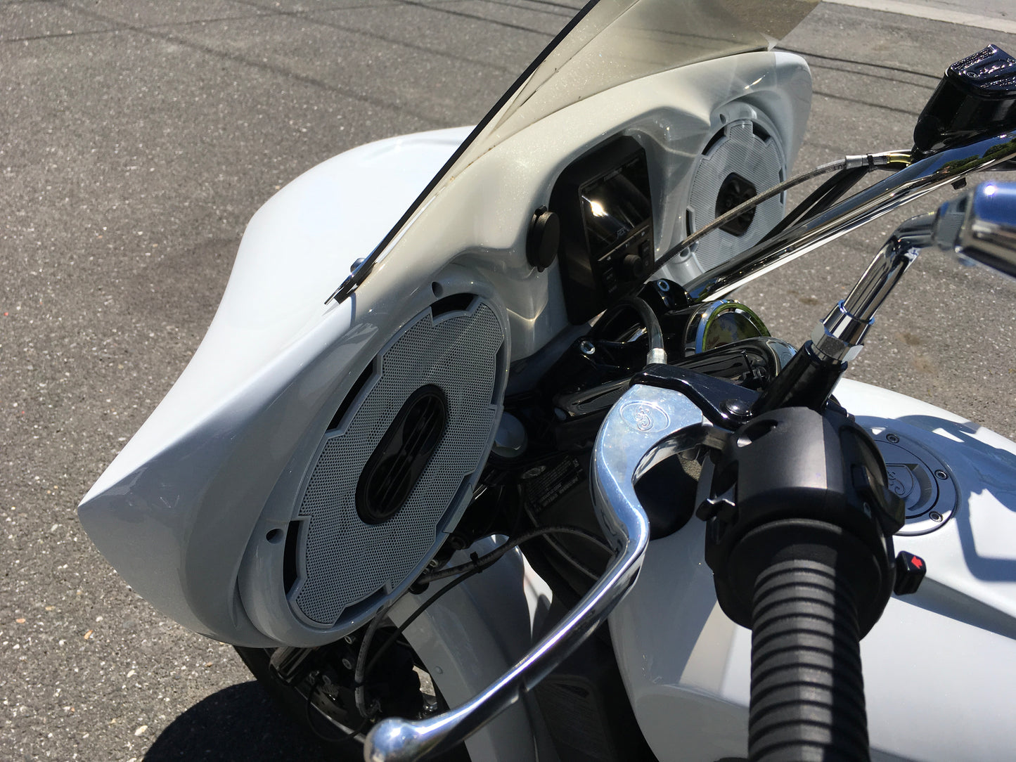 INDIAN SIXTY/SCOUT FAIRING (RADIO+SPEAKER)