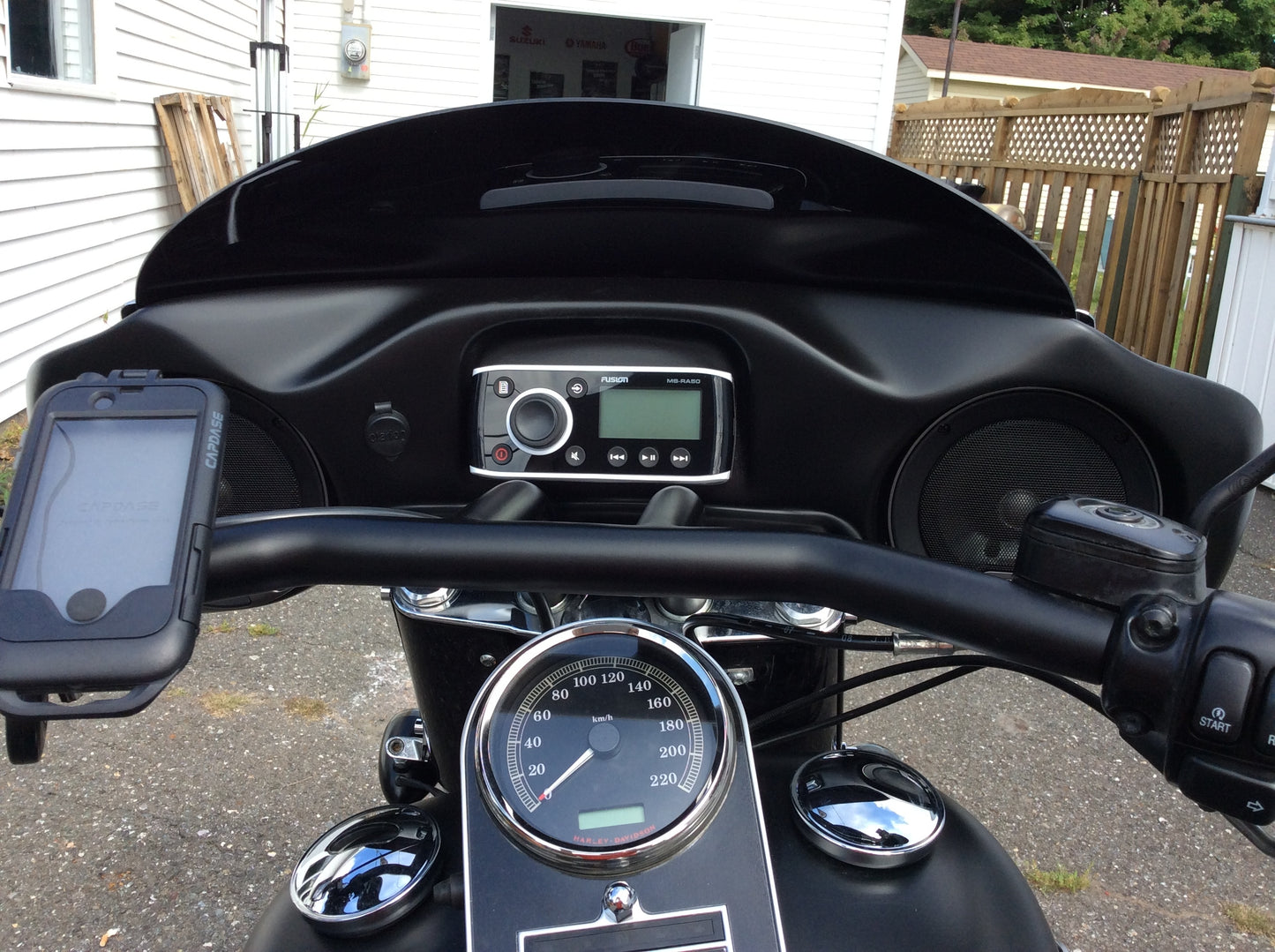 SM FAIRING DYNA WIDEGLIDE (2 Speakers+radio)